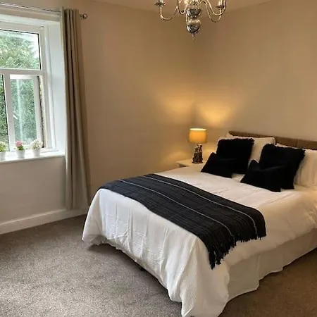 Hawksworth - Village Location 펜션 그래싱턴