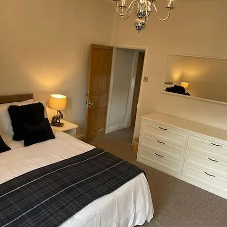 Hawksworth - Village Location *