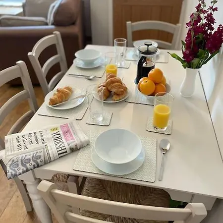 Hawksworth - Village Location * Грассингтон